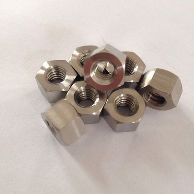 ISO 標準 高強度 45 鋼製鍛造式 スターブ・ボルトとナッツ