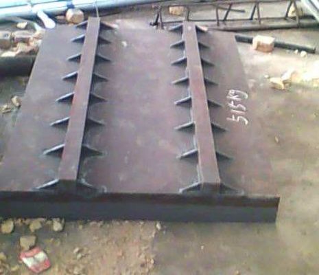 パーソナライズされた重量用溶接加工 大型機械金属ブレーケットフレーム構造