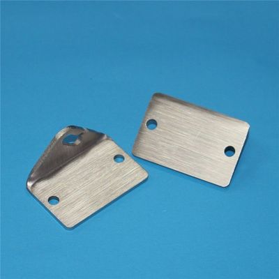 プレス金属フィッティング 固定 オーダーメイド 家具キャビネット 炭素鋼と性能