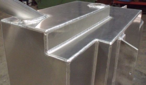 送料前のQC制御 硬化金属のための金属部品