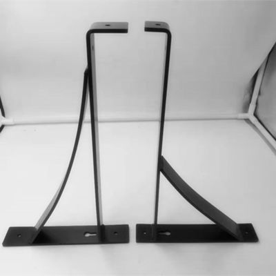 広く使用されるカスタム 粉末で覆われた黒色炭素鋼家具 浮遊棚のための支架