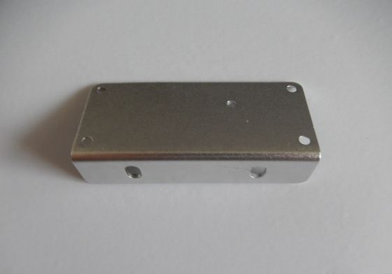 自然色 アルミニウム合金 スタンピング プロセス