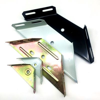 内部で検査された オーダーメイド シート金属 スタンプ パーツ 木材 切断プロセスのための木材 支架
