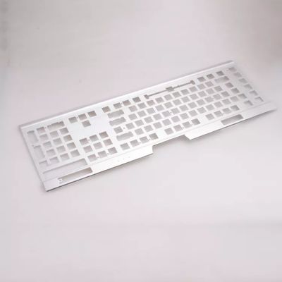 カスタマイズされたアノイド化精密シート金属の折りたたみスタンプ部品 0.4-3mm厚さ