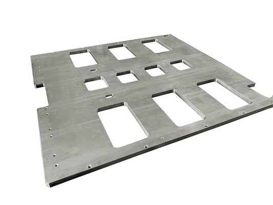 オーダーメイドシート金属部品のトップ 厚さ0.5mm-25mm レーザー切断サービス提供