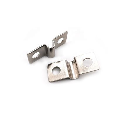 自動車ハードウェアの固定部品のための金属スタンプ部品 パーソナライズメントおよびその他の構造