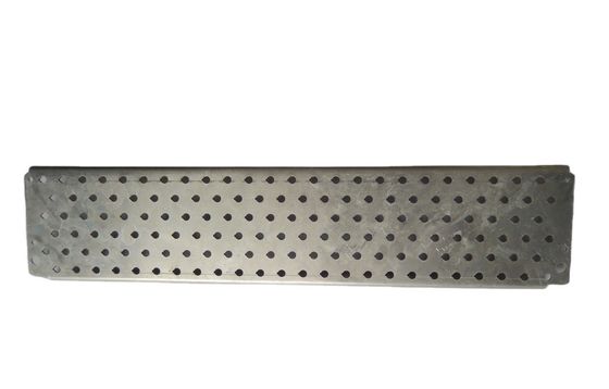 0.5mm-25mm 厚さ オートアルミニウム スタンプ 孔付きプレート 工業用